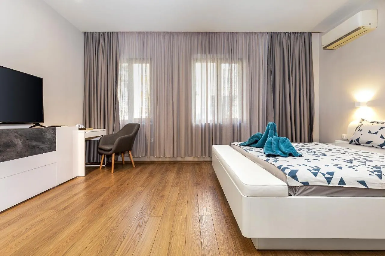 Beautiful 1Bd Flat With A Parking Spot In The City Centre Plovdiv 0*,